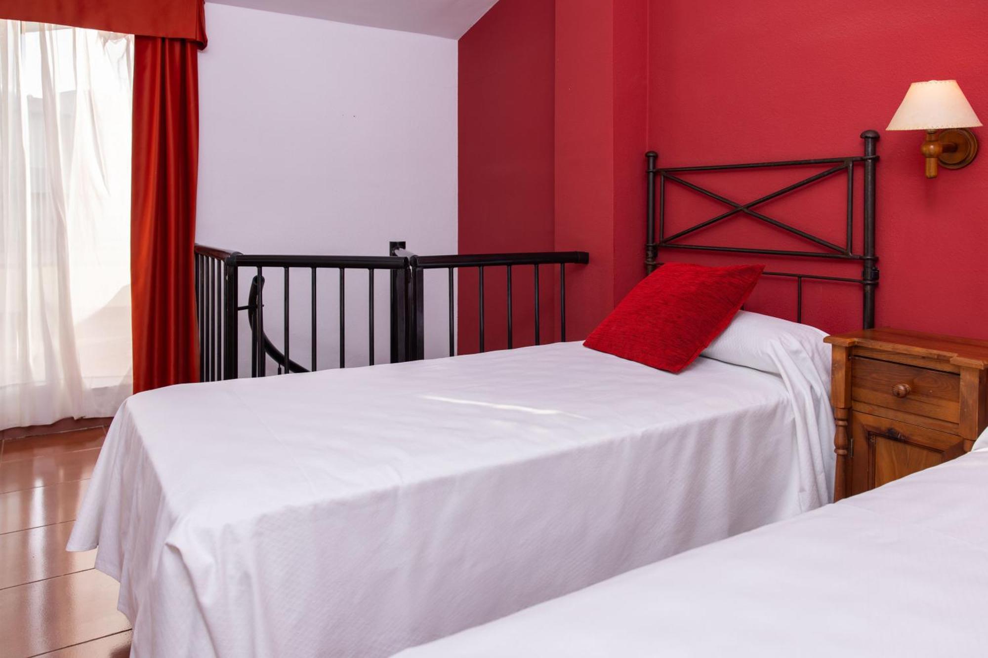 Hotel Rvhotels Mar De Tossa 3*