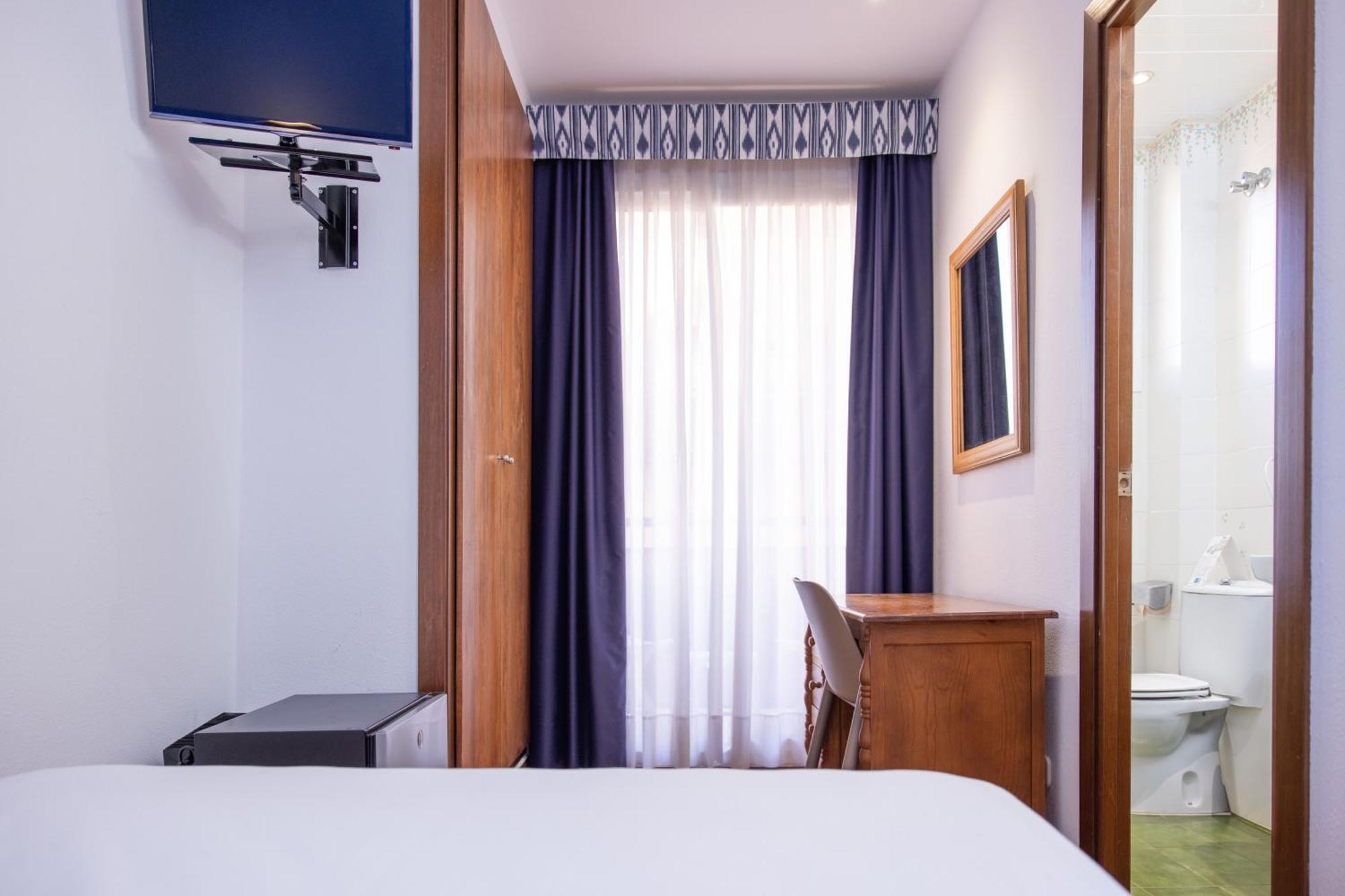 Hotel Rvhotels Mar De Tossa 3*