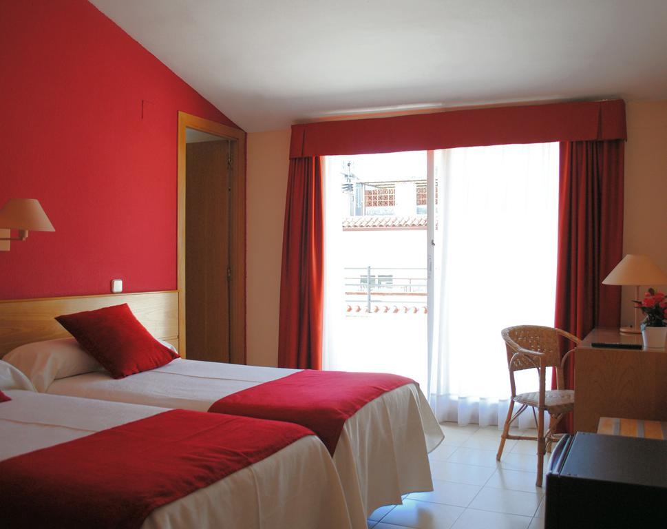 Hotel Rvhotels Mar De Tossa 3*